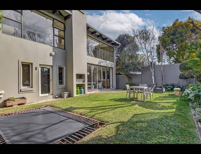 4 BEDROOM HOUSE FOR SALE IN PARKHURST